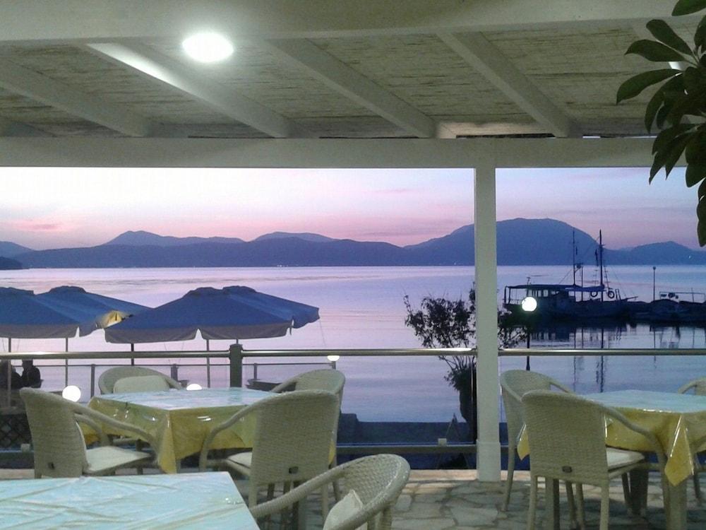 Golden Sunset Hotel Mpoukaris Exterior photo
